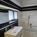 Cascina Di Charme Relax Tra Di E Bellagio Con Parcheggio Incluso 펜션 *