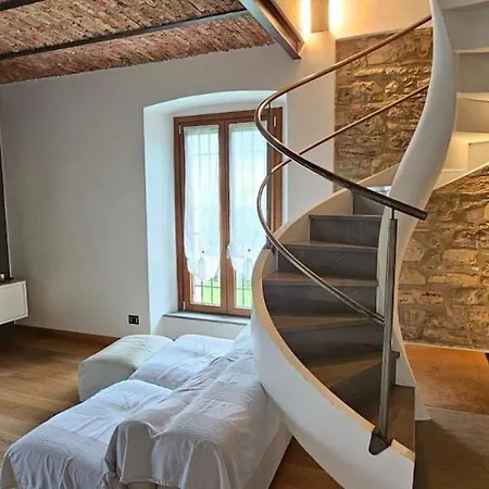 Cascina Di Charme Relax Tra Di E Bellagio Con Parcheggio Incluso Castelmarte