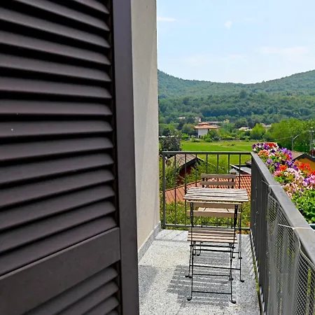 Cascina Di Charme Relax Tra Di E Bellagio Con Parcheggio Incluso Casa de Férias *