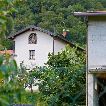 Casa de Férias Cascina Di Charme Relax Tra Di E Bellagio Con Parcheggio Incluso *
