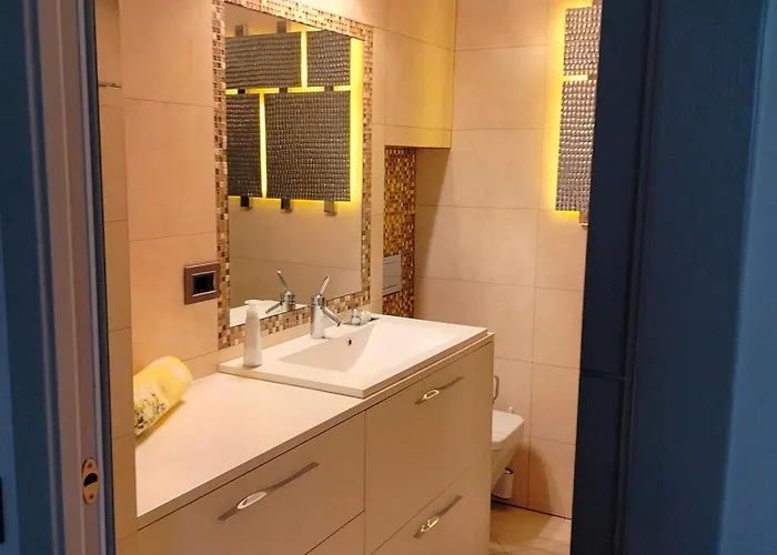 Cascina Di Charme Relax Tra Di E Bellagio Con Parcheggio Incluso