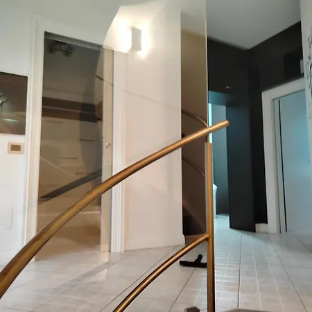 Elis Home-cascina Di Charme Con Parcheggio- Tra E Bellagio *