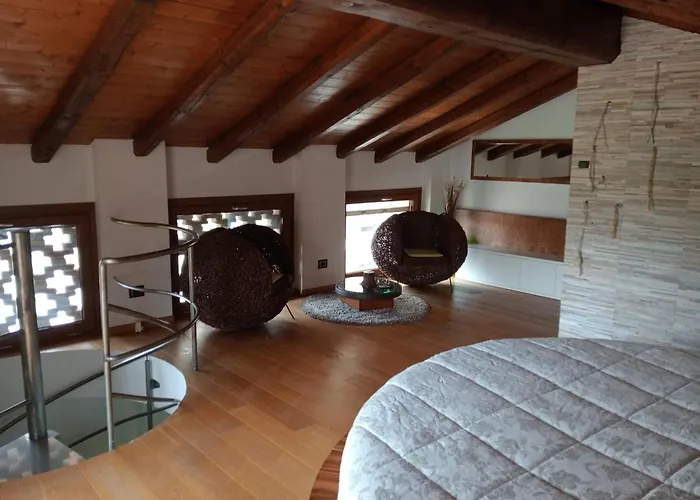 Cascina Di Charme Relax Tra Di E Bellagio Con Parcheggio Incluso * Castelmarte