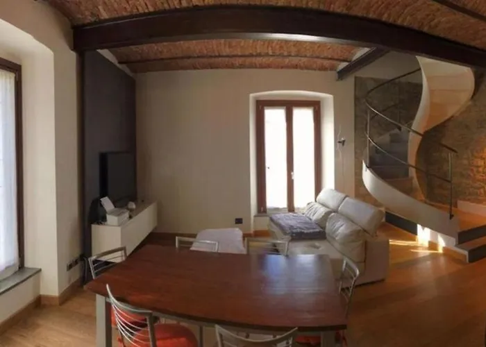 Vakantiehuis Cascina Di Charme Relax Tra Di E Bellagio Con Parcheggio Incluso Castelmarte